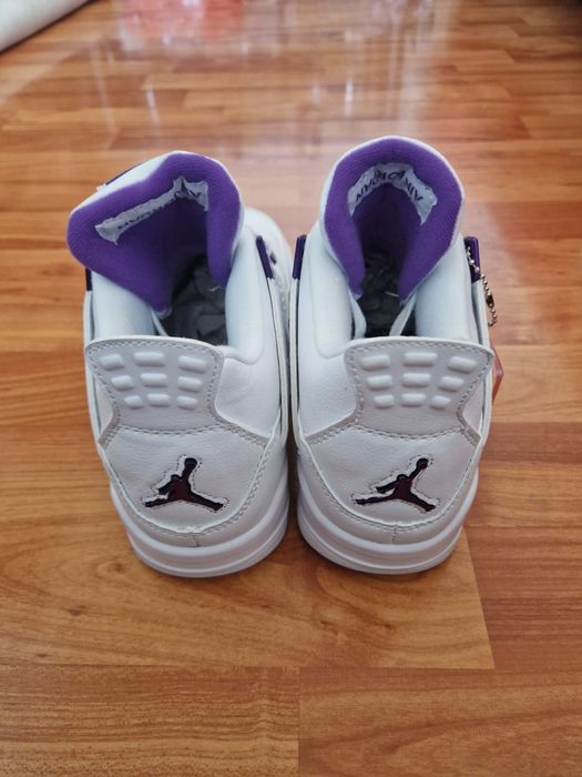 Încălțăminte Jordan Retro patru