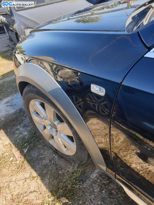 Aripa Stanga Fata cu Imperfectiuni cu Bandou Audi A6 C6 Allroad NFL Non Facelift 2004 - 2008 Culoare LY9B [C9785]