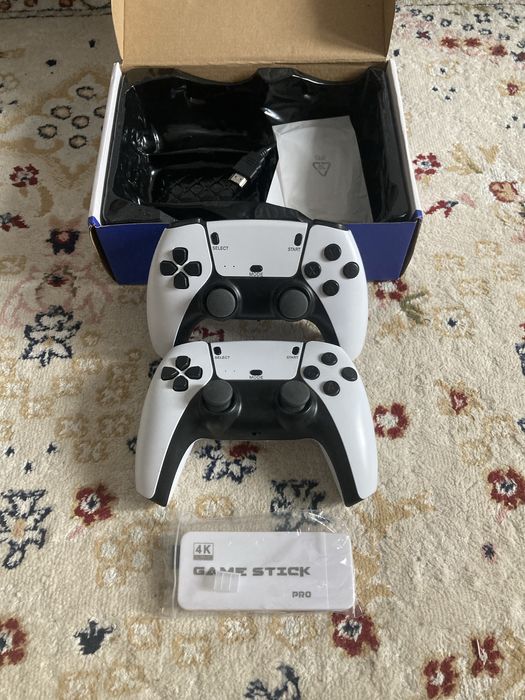 Продам игровую приставку 1000+ игр