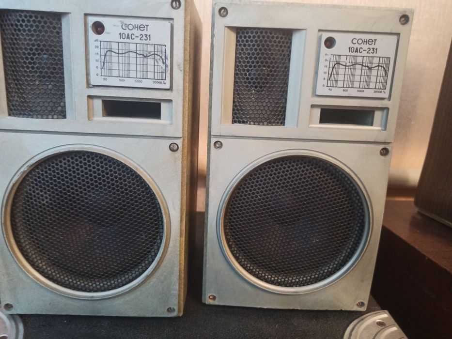 Продам аккустические колонки Сонет 10АС-231