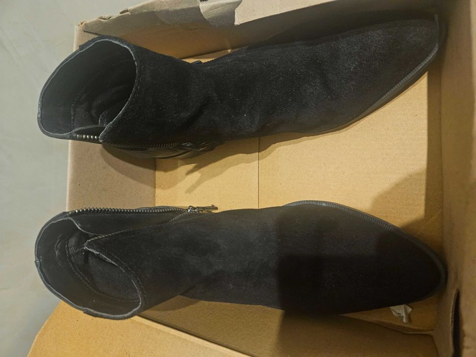 Дамски боти на Манго 37 номер