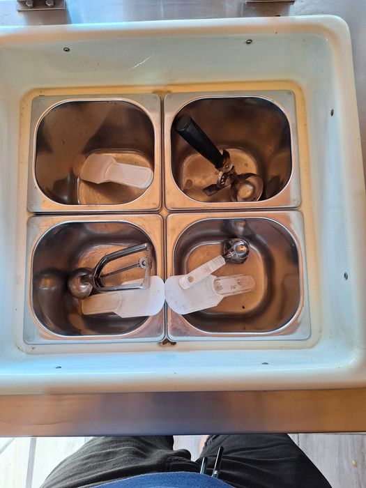 Mașină profesională de înghețată / gelato