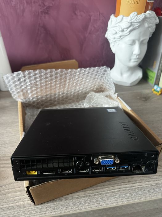 Lenovo ThinkCentre M720Q i5 9500t , 16gb DDR4