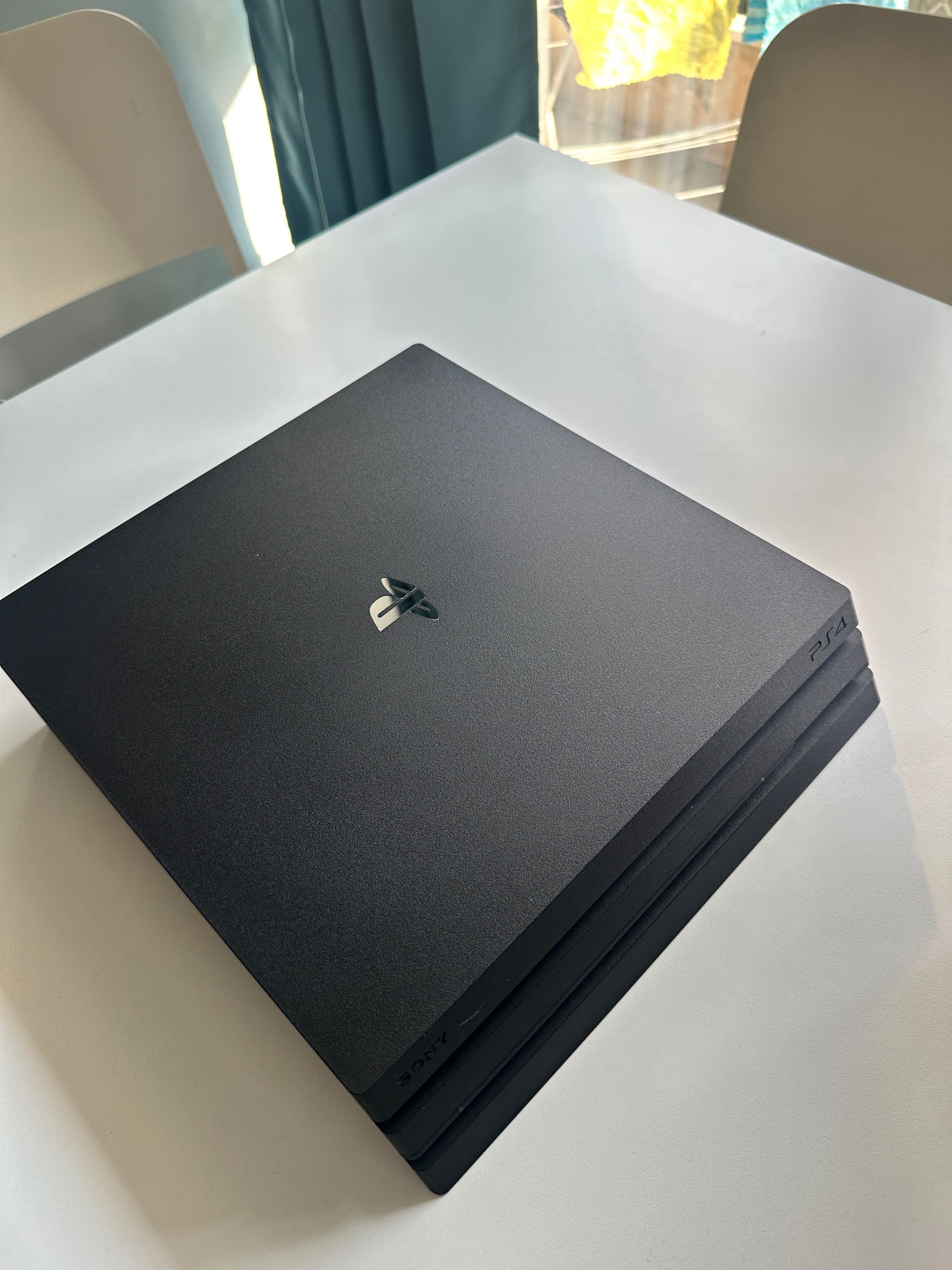 PlayStation 4 PRO 1 TB