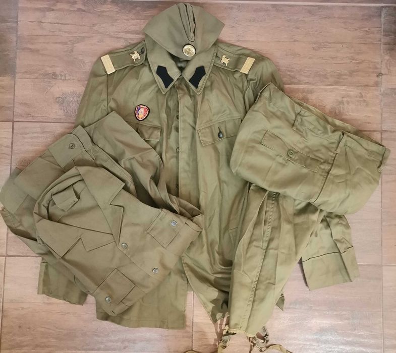 Sergent Uniforma militara + camasa perioada comunista