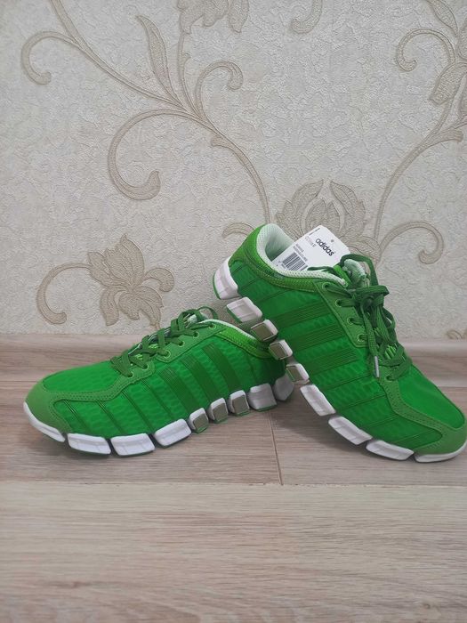 adidas кроссовки адидас