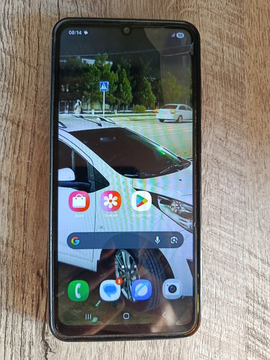 Срочно продам телефон SamsungA05