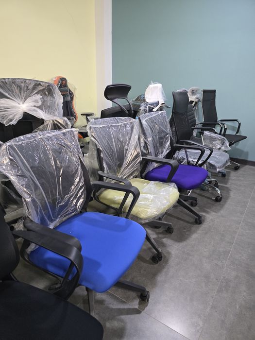 Скидка! Кресло офисное Монохром перечисление есть