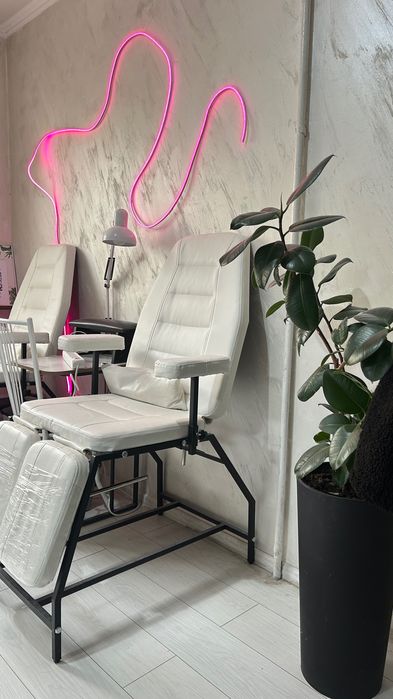 Сдам в аренду место маникюра и педикюра