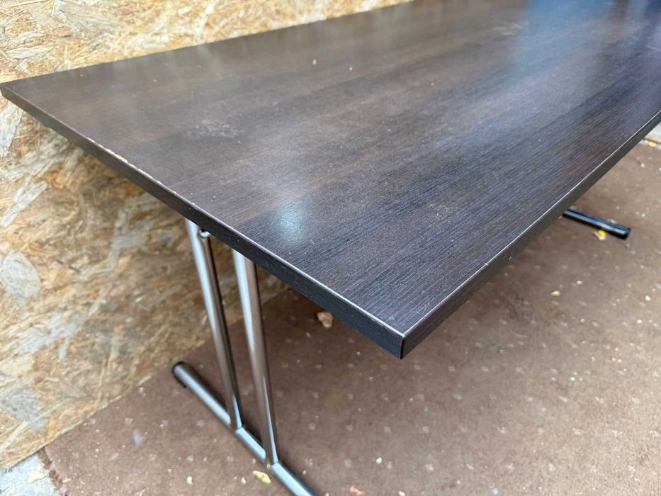 Masa cu picioare metalice pliabile; Masa cu blat 160x80 cm; Birou