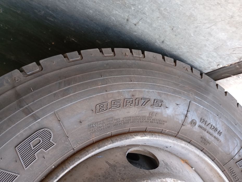 Anvelope  8. R 17.5.   8.5r17.5