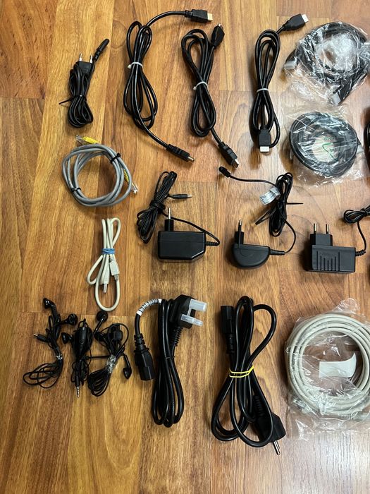 Cabluri, transformatoare, HDMI diverse