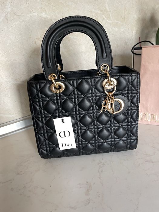 Чанта Lady Dior черна среден размер