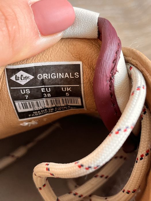 Оригинални дамски обувки / маратонки Lee Cooper, цвят - бежов