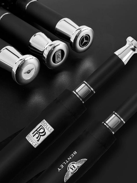 Зонт с авто-логотипом: водоотталкивающий