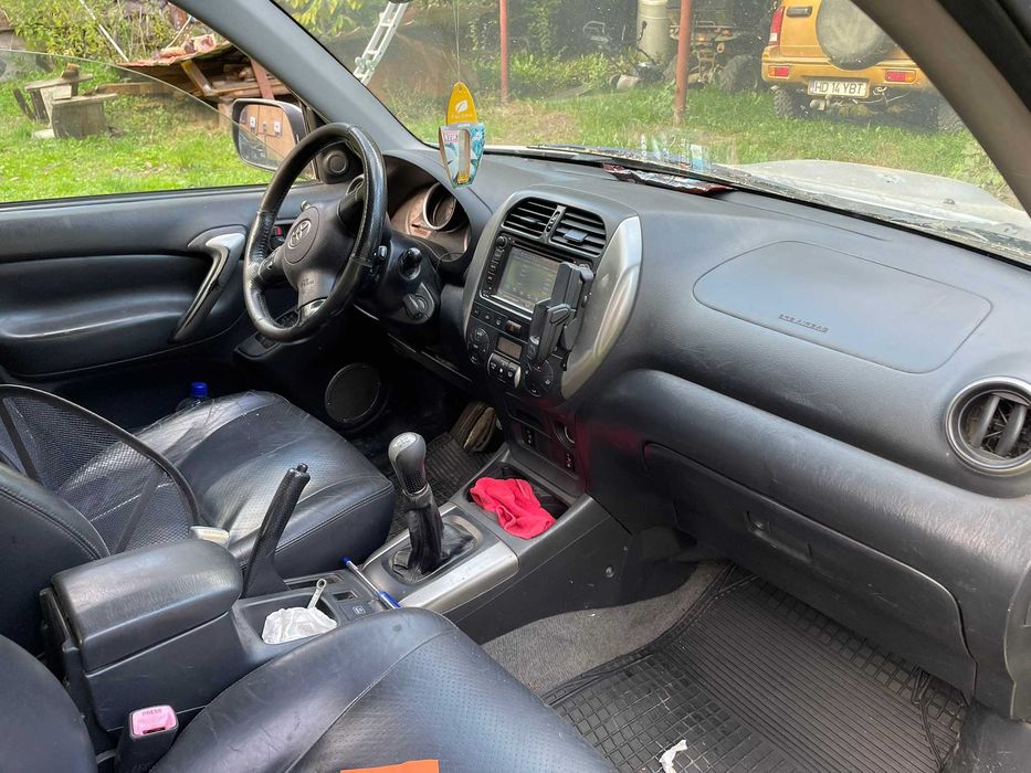 Toyota RAV4 D-4 D,4x4, An 2005, Diesel,550 000 km, 3500 EUR negociabil
