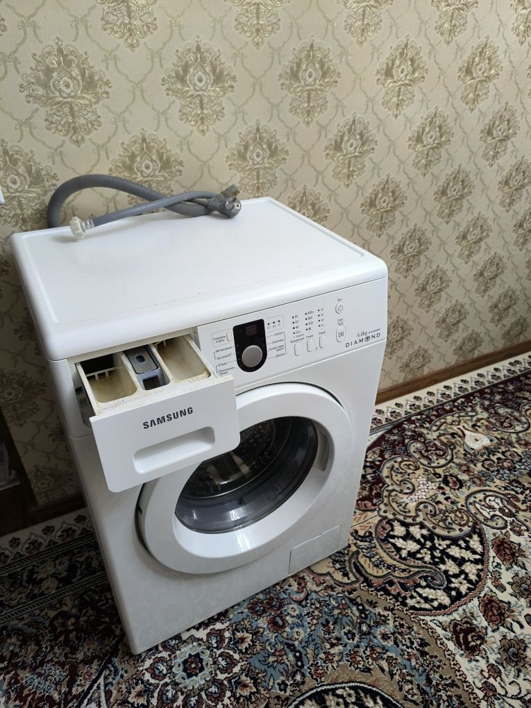 Продаётся автомат стиральная машинка
