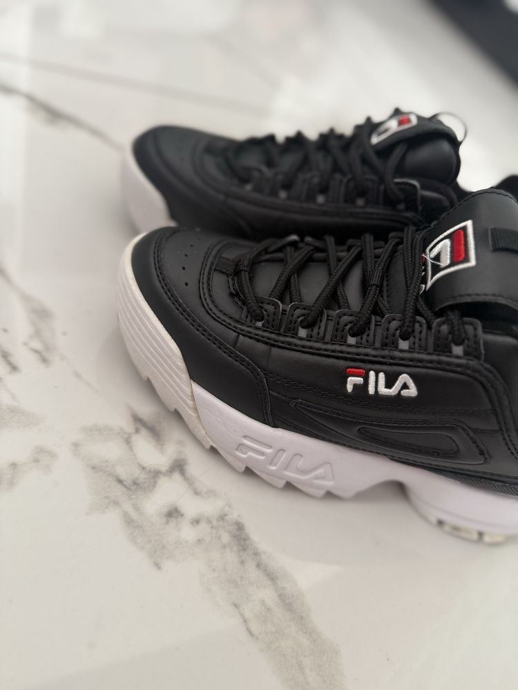 Спортни обувки Fila