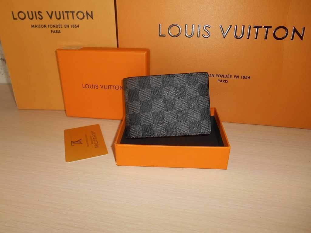 Portofel pentru bărbați Louis Vuitton. Franta 863