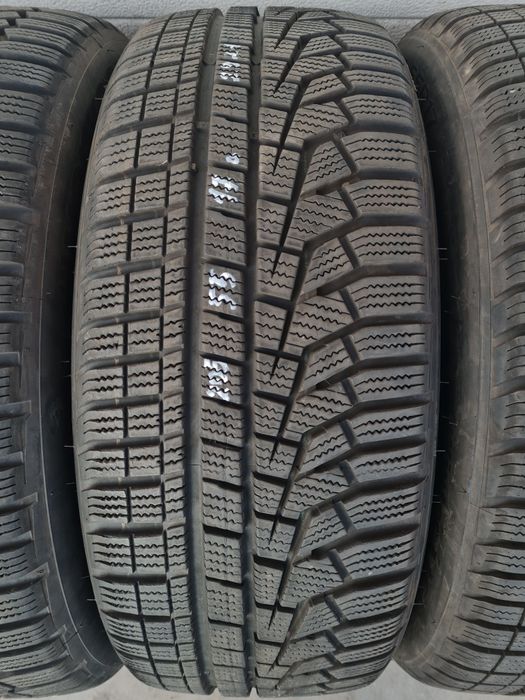 Зимни гуми 4 броя HANKOOK WinterIcept Evo2 205 55 R17 дот 2921
