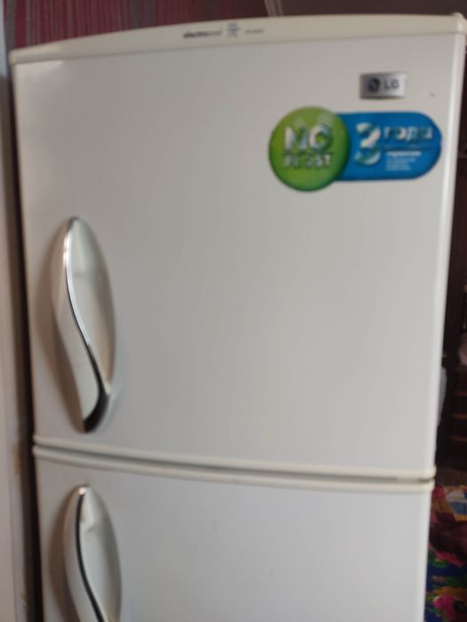 Продам 2 холодильник LG  INDESIT