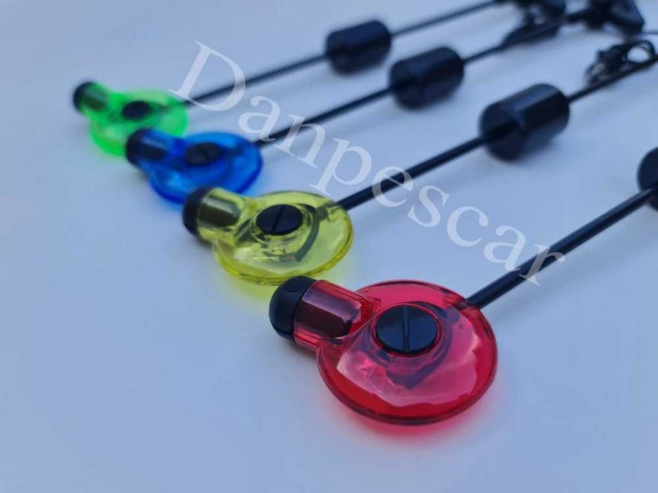 Set 4 Swingeri cu bile magnetice si Iluminare Wind Blade 288