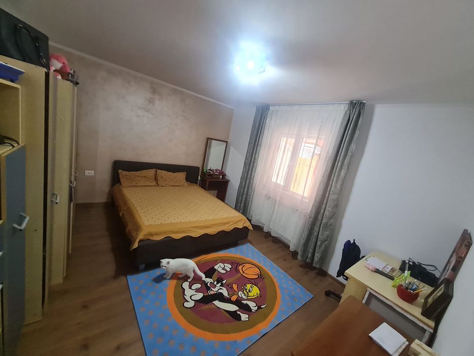 Casa de vanzare în Sarca – tot ce ai nevoie pentru confortul tau!