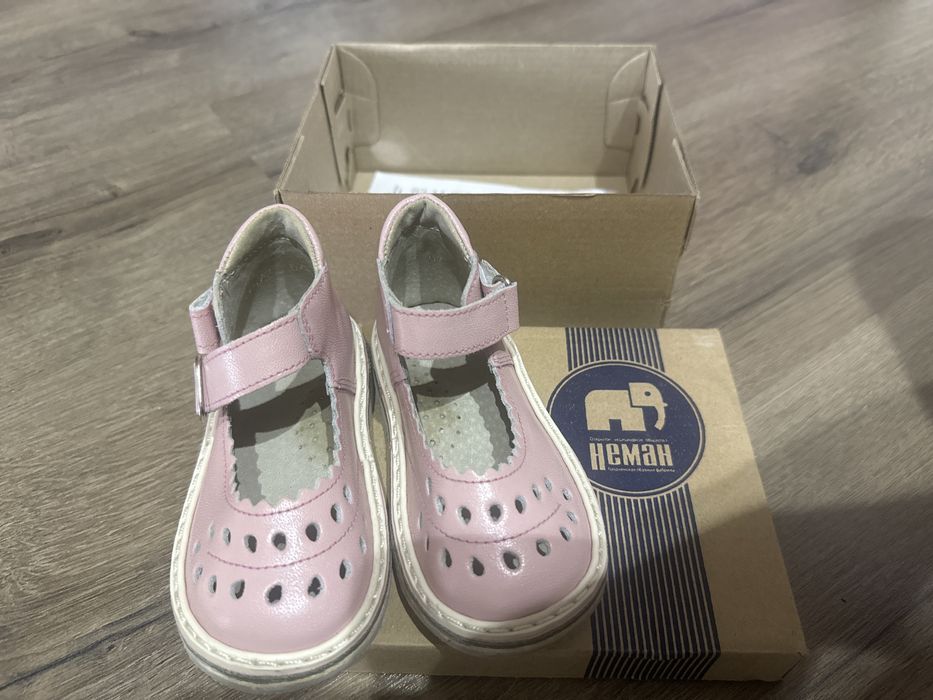 Туфли детские новые