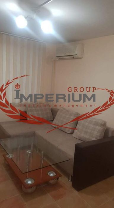 Дава се под наем Едностаен апартамент в Варна, Цветен квартал - 25 кв.м за 204 € - Снимка #1