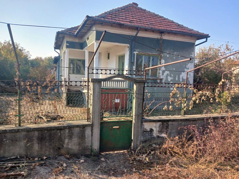 Продава се Къща в София, Сухата река - 75 кв.м за 107 €/кв.м - Снимка #1