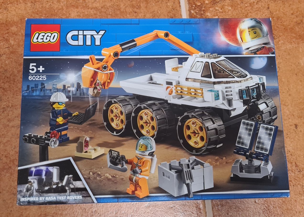 LEGO City Space Port - Cursa de testare pentru Rover 60225 Sigilat