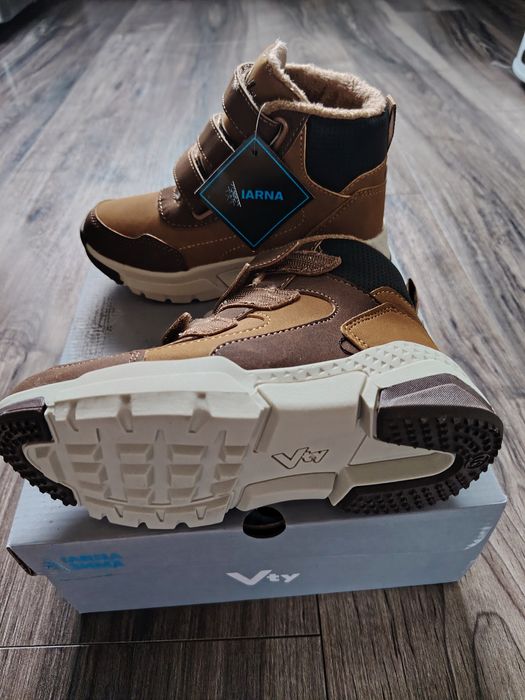 Ghete de iarna noi Deichmann Vty, mărimea 31, imblanite