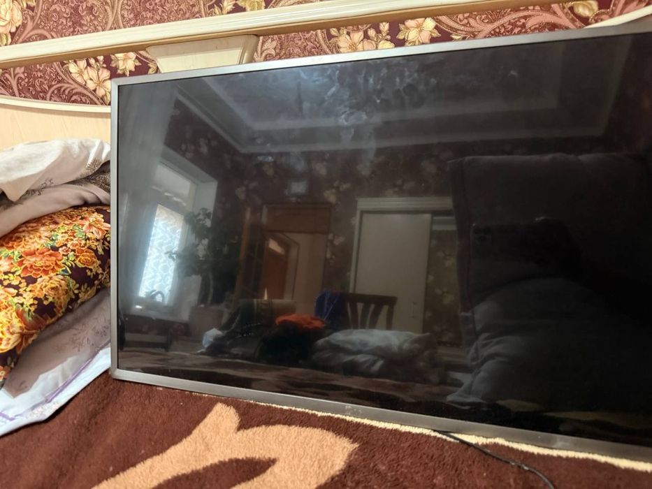 LG telvizir solidarity 32 tali