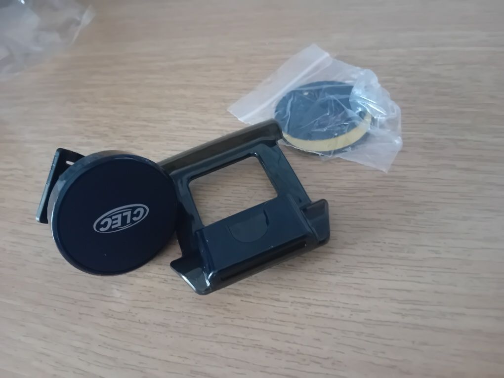 Vând suport telefon dedicat audi A 4