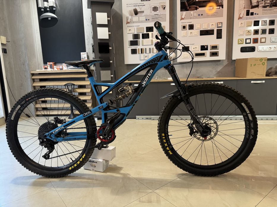 Enduro байк YT Capra carbon 27.5 M - EXT high end