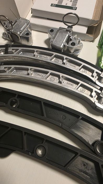 Решетка за табло Ягуар xf и вериги 5.0, термостат 3.0