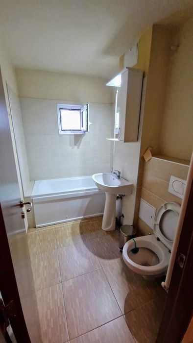 Inchiriez ap. 2 camere, zona Podgoria langa Parc si Malul Muresului