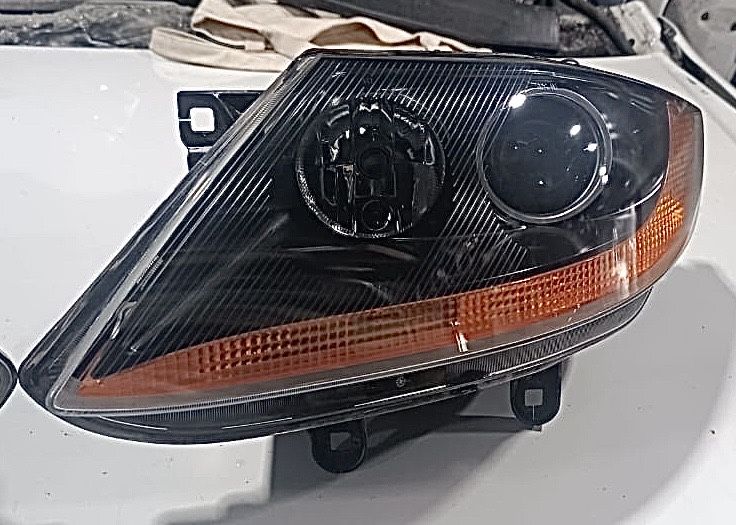 Фары БМВ Z4 E85.