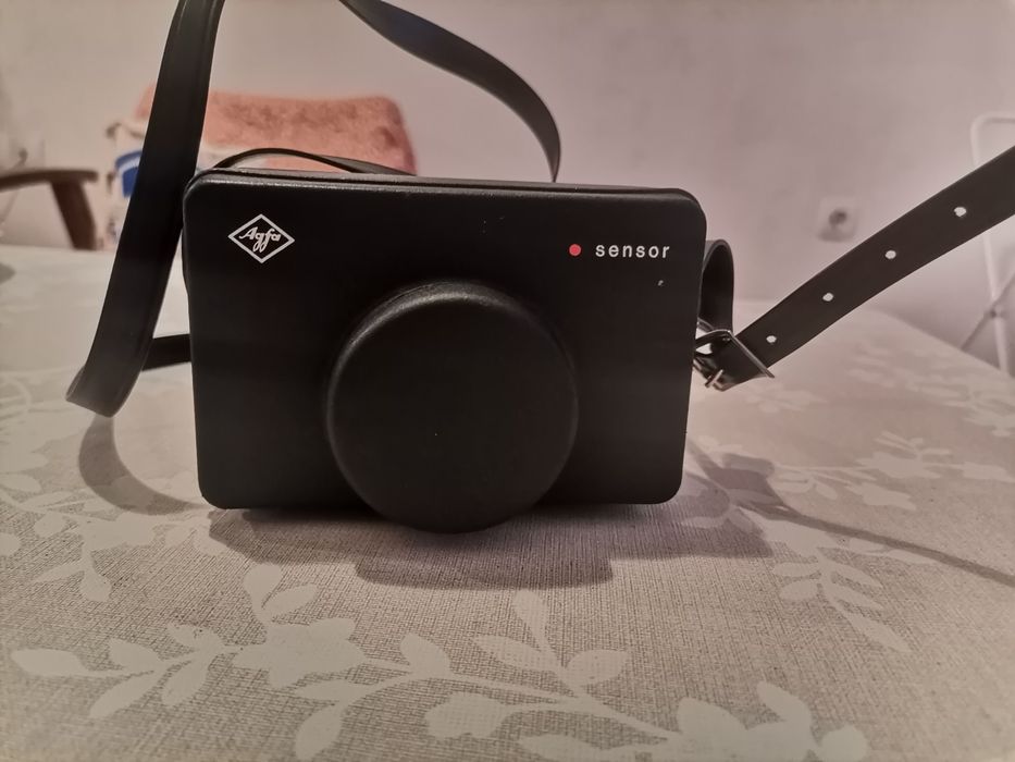 ретро лентов фотоапарат Agfamatic 200 Sensor