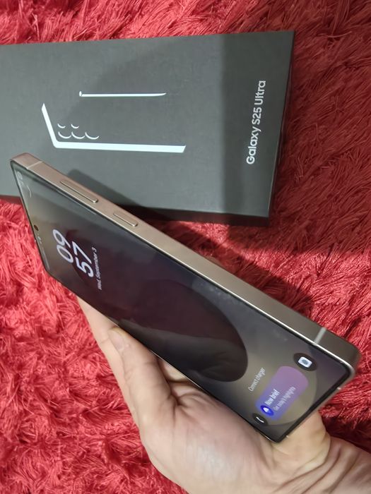 -Samsung S25 Ultra, Nou, 256Gb, 12Ram, Bat: 100%, 30 cicluri incarcare