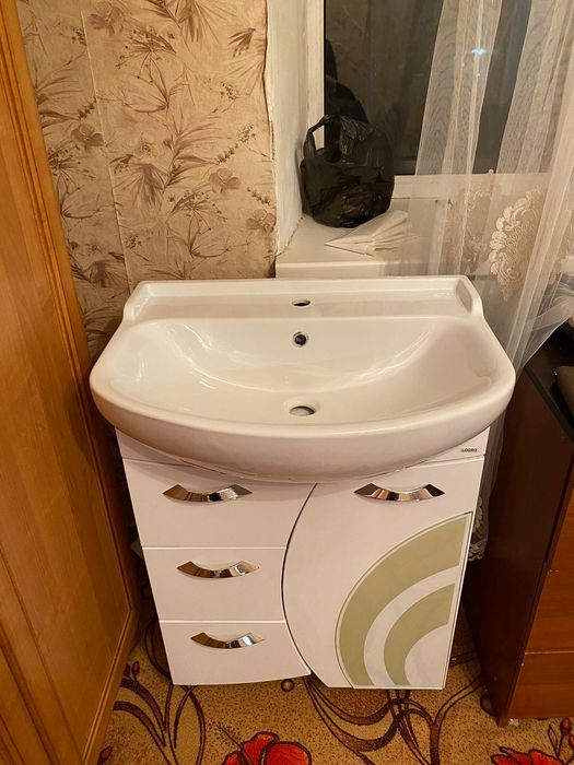 Тумба с раквиной для ванны