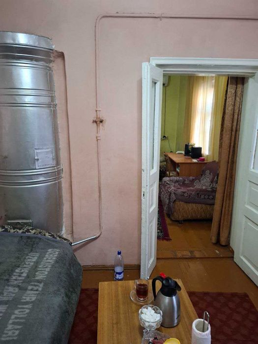 Продаётся небольшой домик, 175 школа.