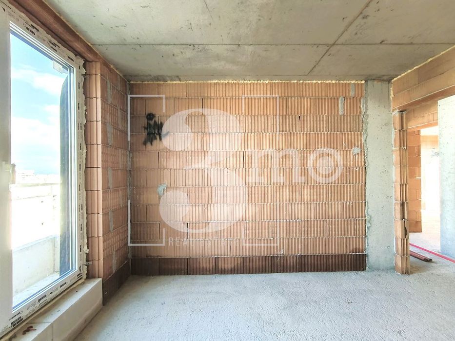 Продава се Тристаен апартамент в София, Люлин 5 - 119 кв.м за 1455 €/кв.м - Снимка #1