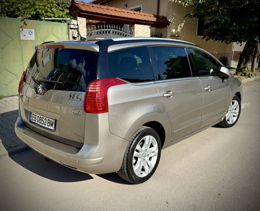 Peugeot 5008 2011г. 2.0 - 163 к.с.