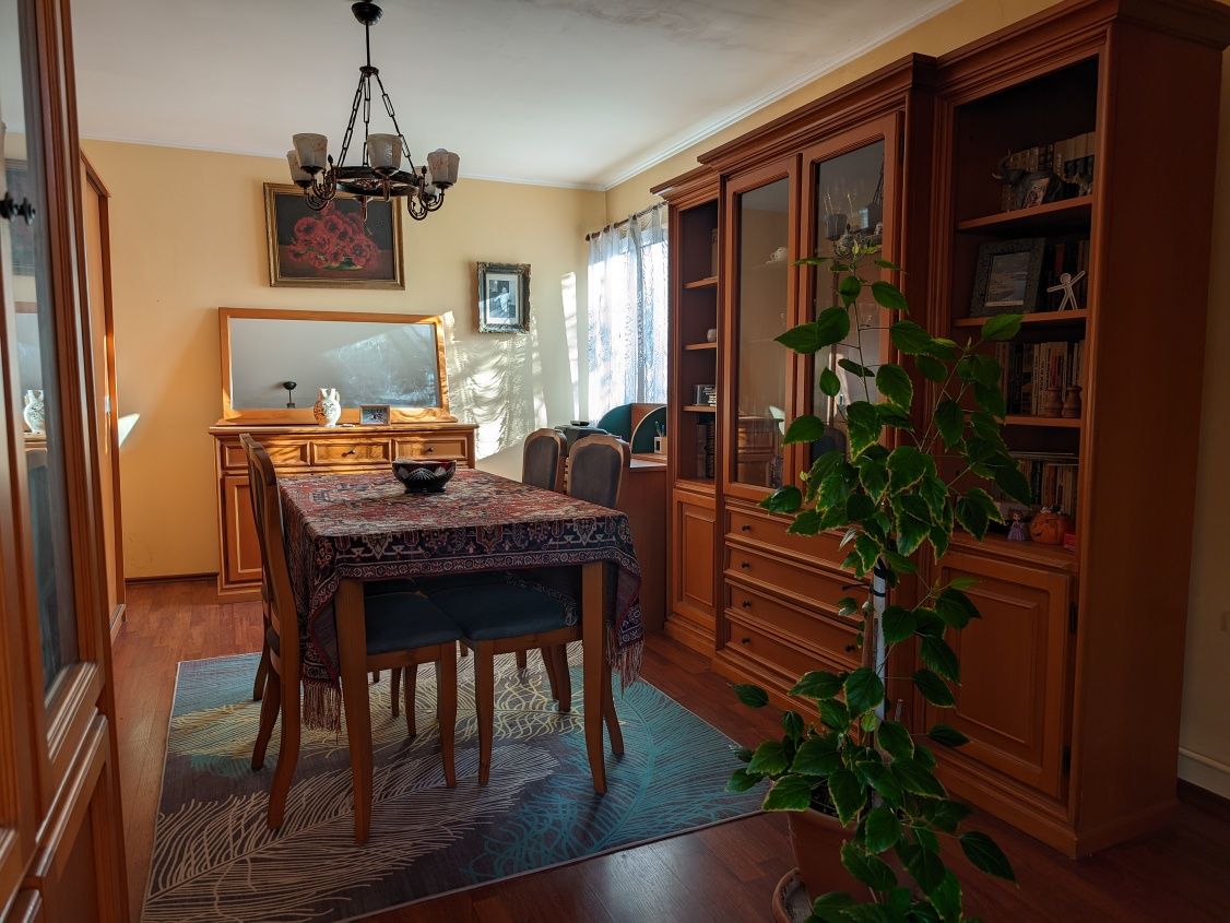 Proprietari, vindem casa cu gradina mare în Tărlungeni