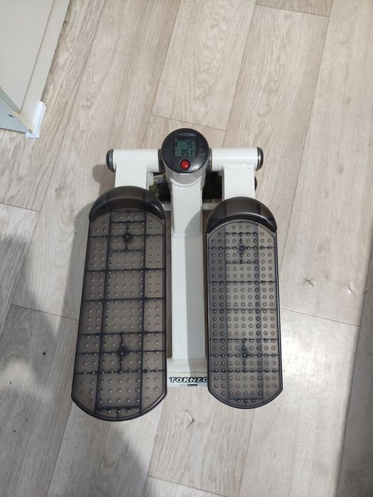 Продаю тренажёр степпер