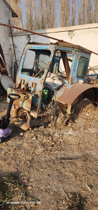 T40 orqa most karopka shu holida sotiladi