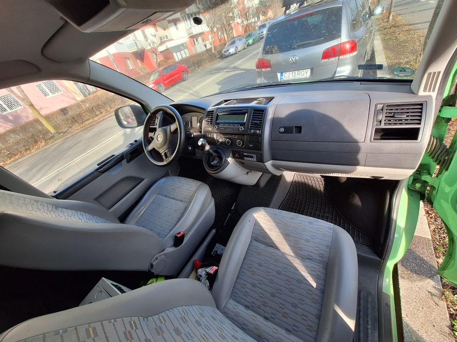 De vanzare VW t5 2010