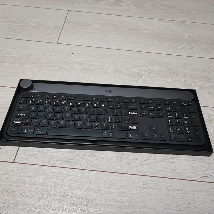 Pachet Tastatura Logitech Craft și Mouse Logitech  MX Master 3
