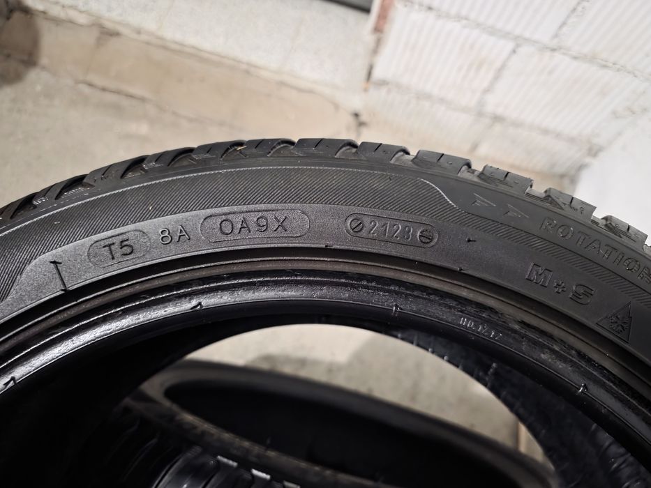 Anvelope iarna  225 45 17 an 2023